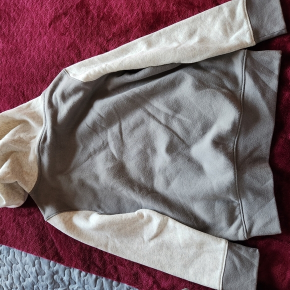 Nwt Boys Sonoma Hoodie - Picture 5 of 6